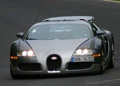 Bugatti Veyron undergoing final testing