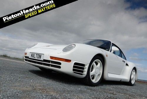 Porsche 959 On paper there really is very little to differentiate Porsche's