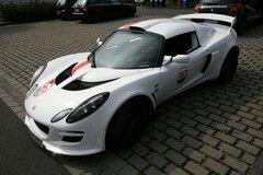 Lotus has teamed up with RSR Nurburg